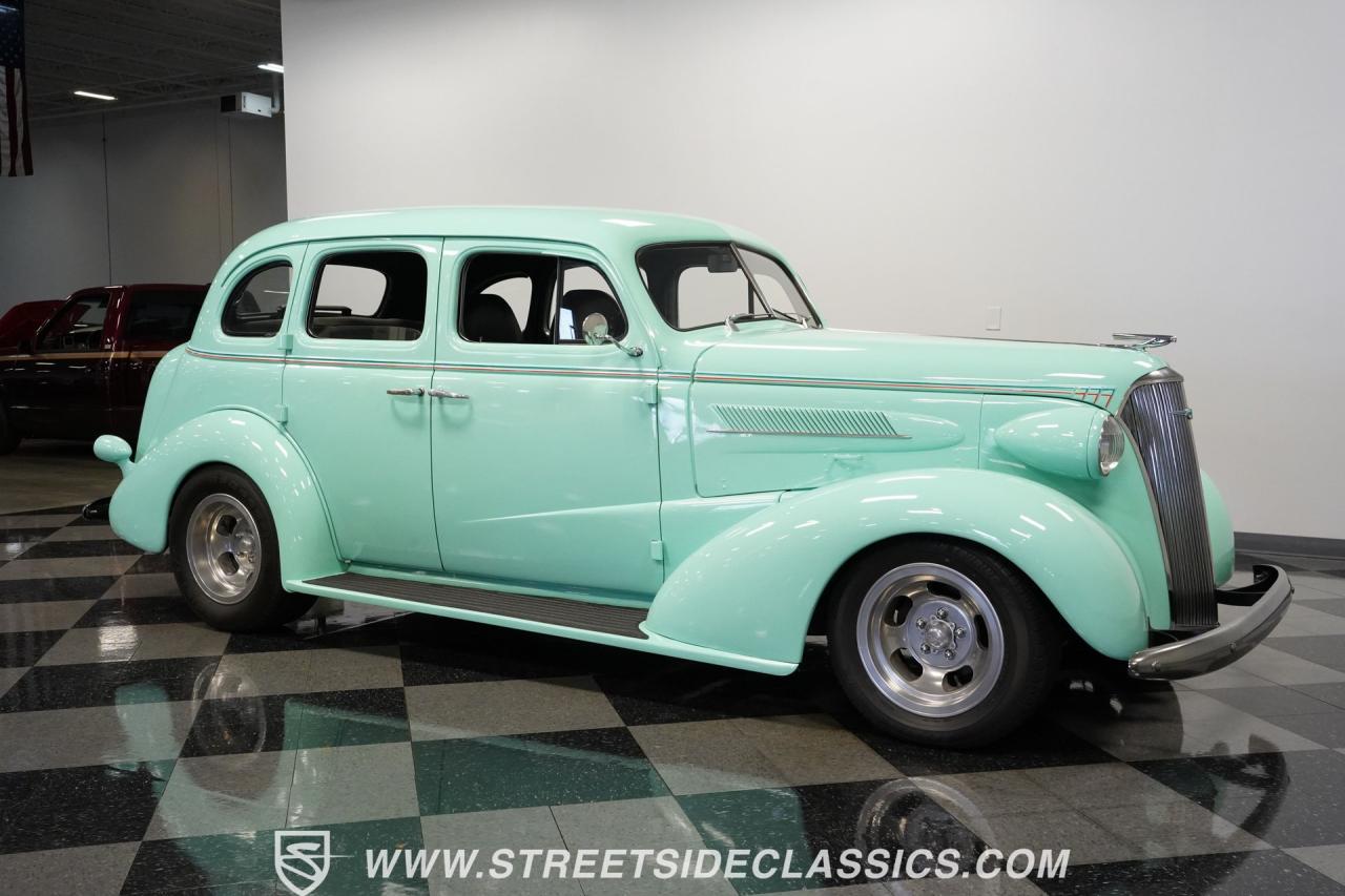 1937 Chevrolet Master Deluxe Sedan Restomod