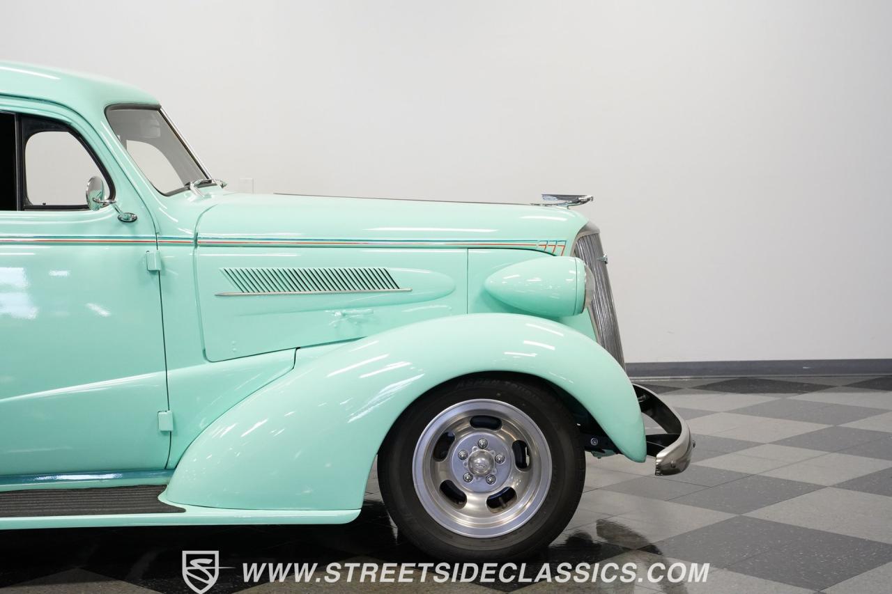 1937 Chevrolet Master Deluxe Sedan Restomod