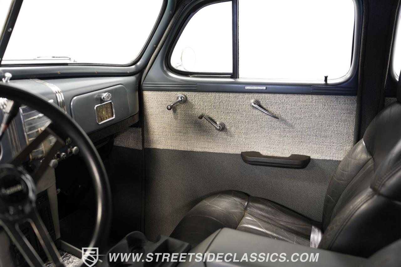 1937 Chevrolet Master Deluxe Sedan Restomod