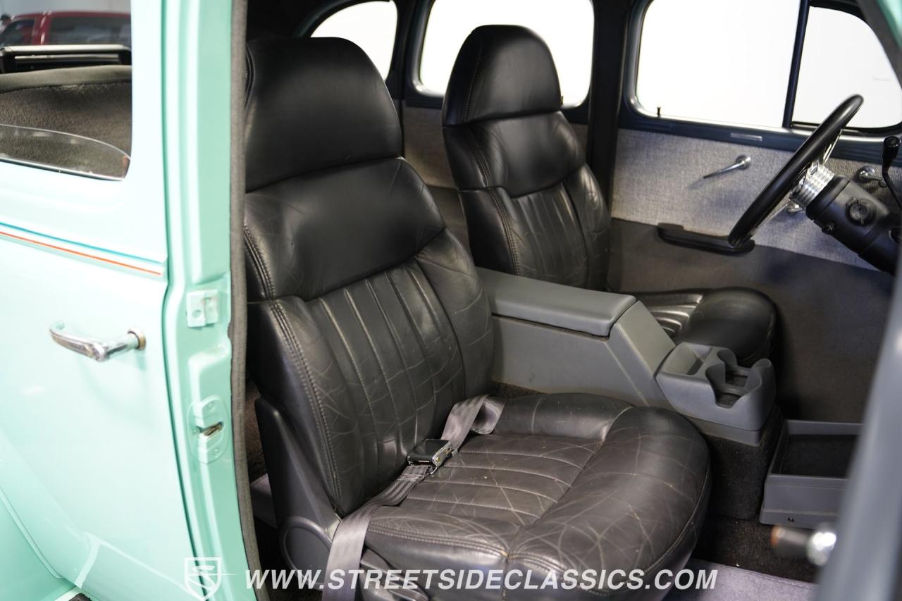 1937 Chevrolet Master Deluxe Sedan Restomod