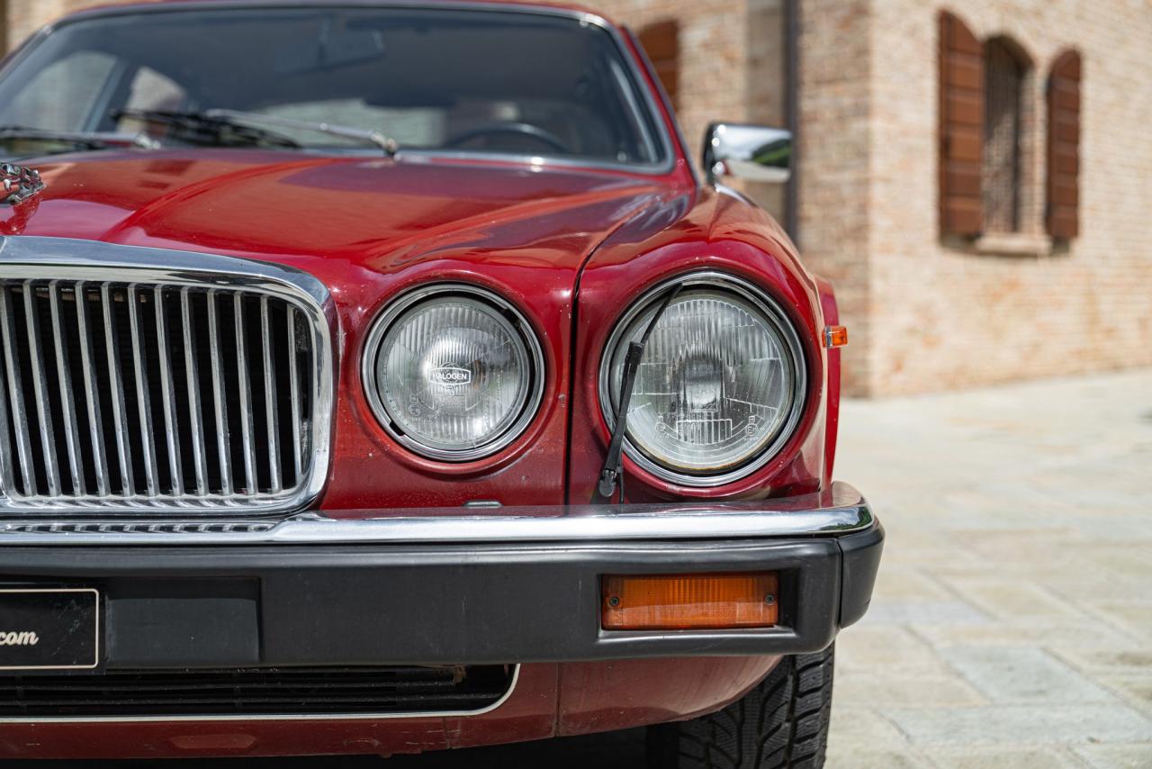1981 Jaguar XJ6 4.2 MANUALE