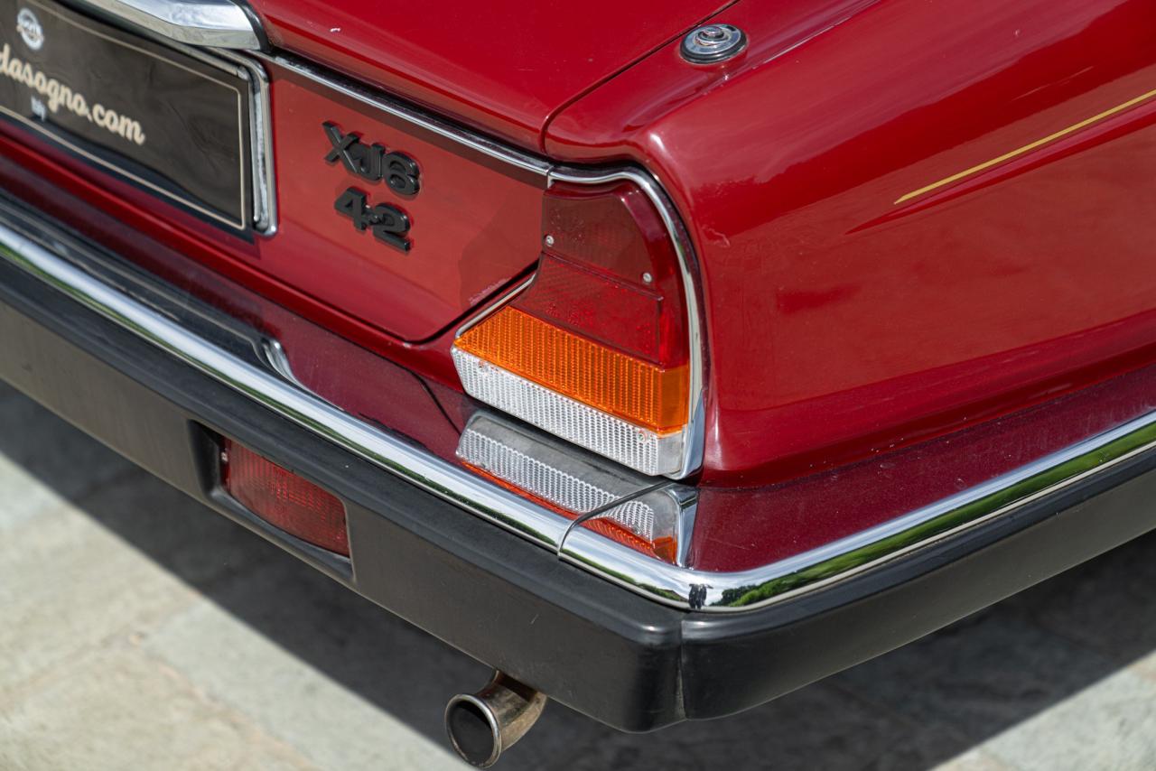 1981 Jaguar XJ6 4.2 MANUALE