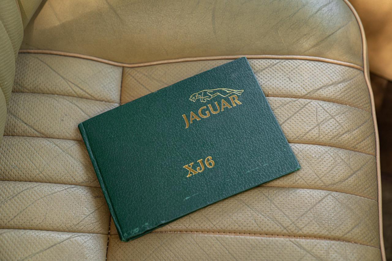 1981 Jaguar XJ6 4.2 MANUALE