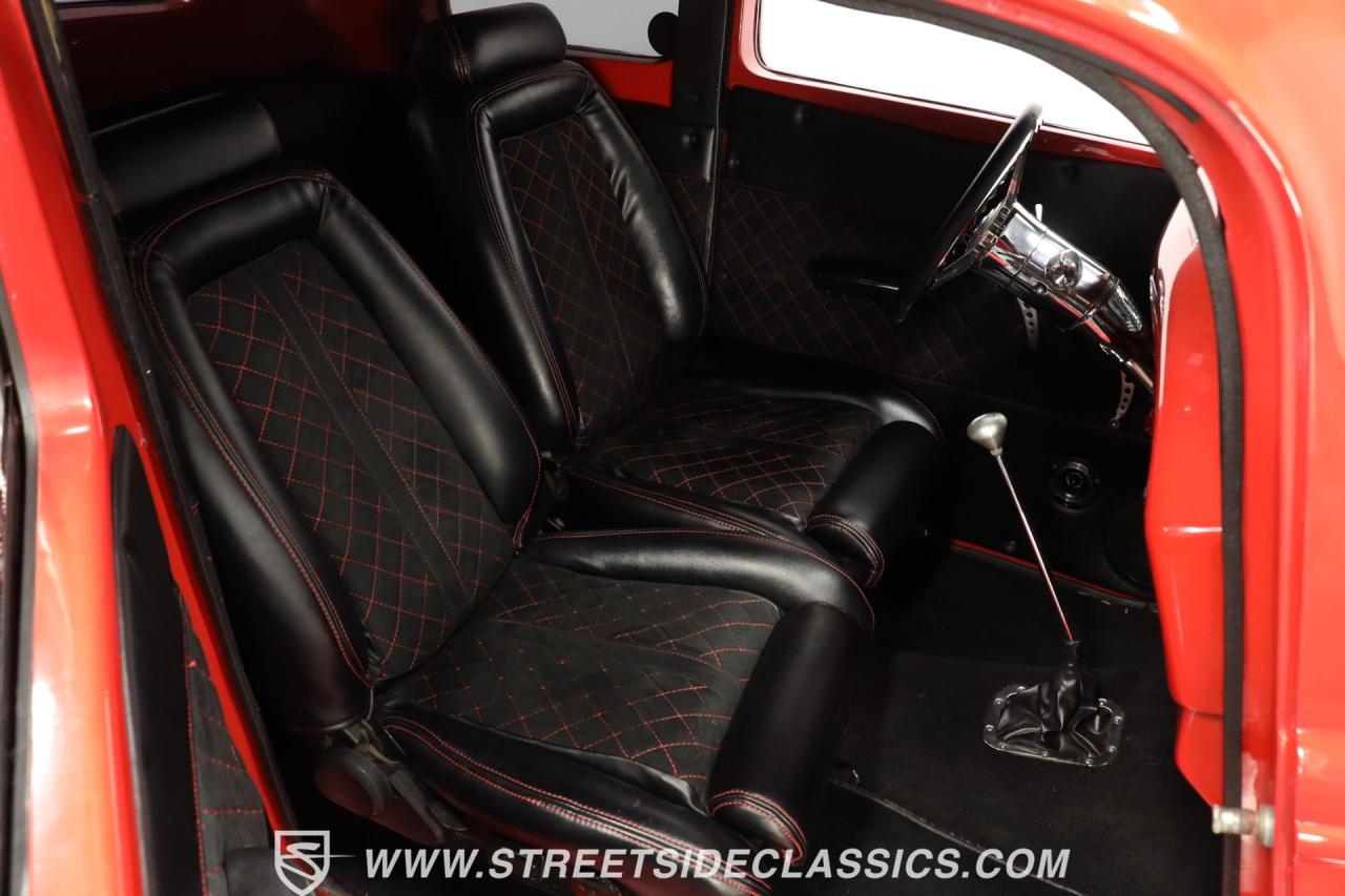 1933 Ford Victoria Streetrod