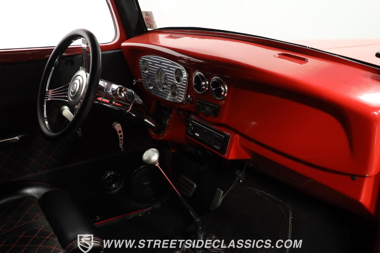 1933 Ford Victoria Streetrod