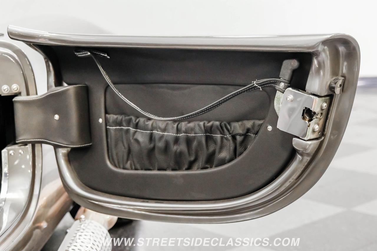 1965 Shelby Cobra Backdraft 427