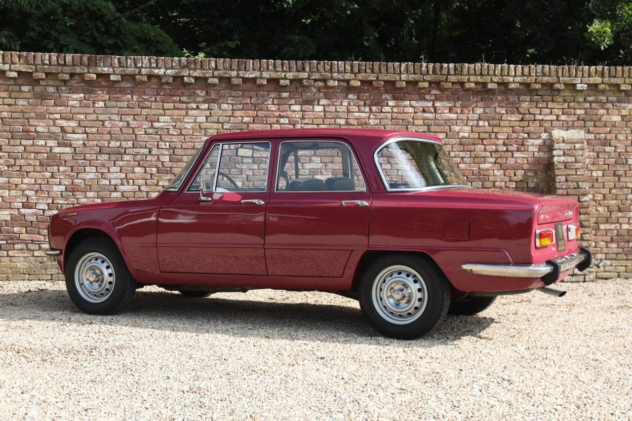 1975 Alfa Romeo Giulia 1300 Nuova Super