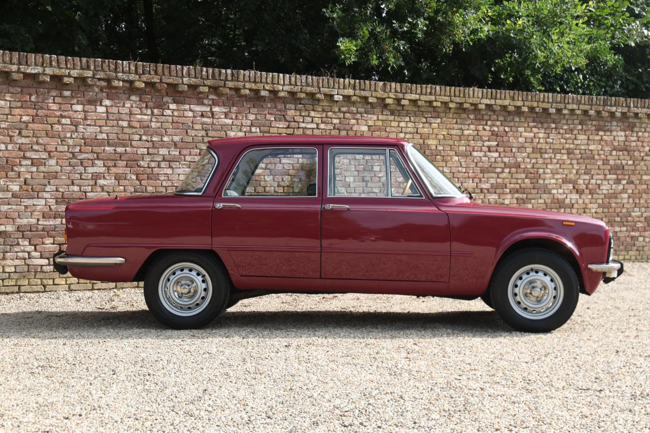 1975 Alfa Romeo Giulia 1300 Nuova Super