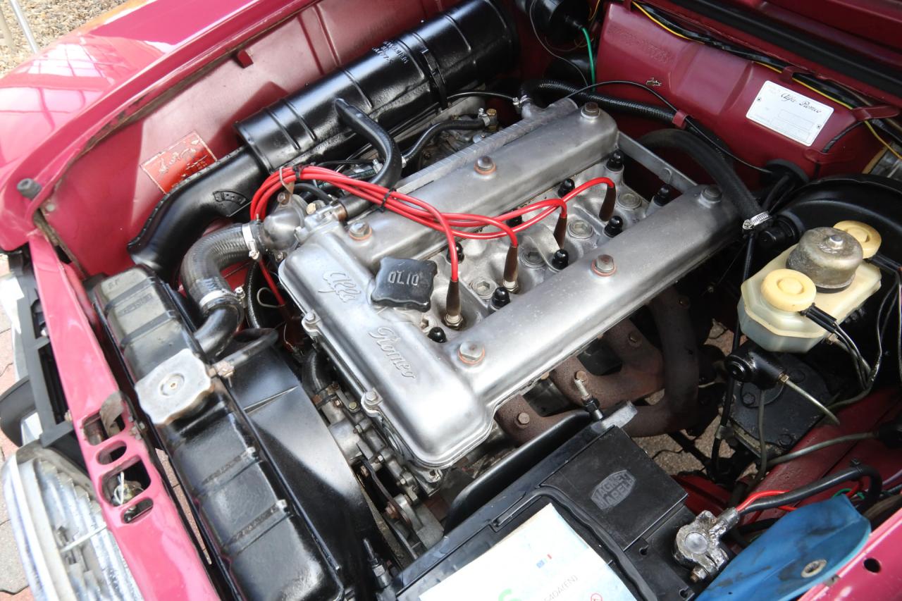 1975 Alfa Romeo Giulia 1300 Nuova Super