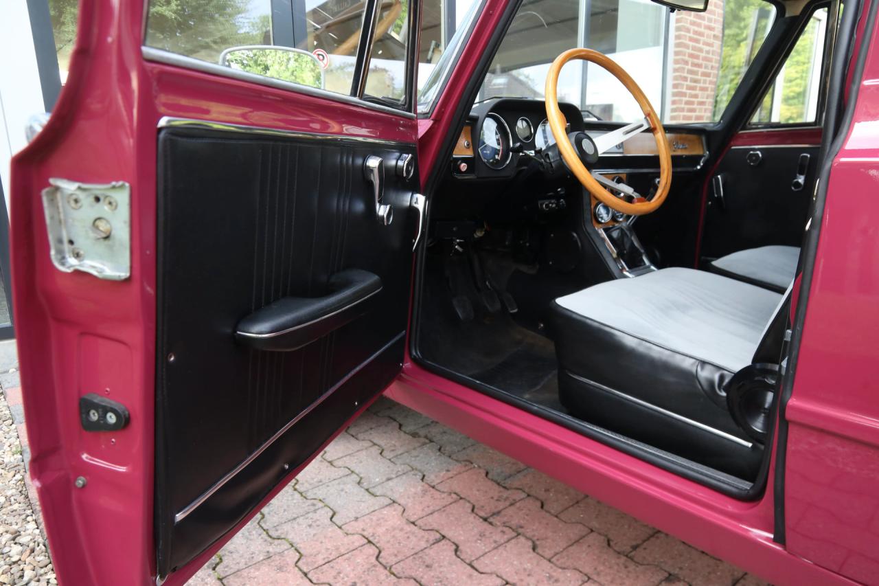 1975 Alfa Romeo Giulia 1300 Nuova Super