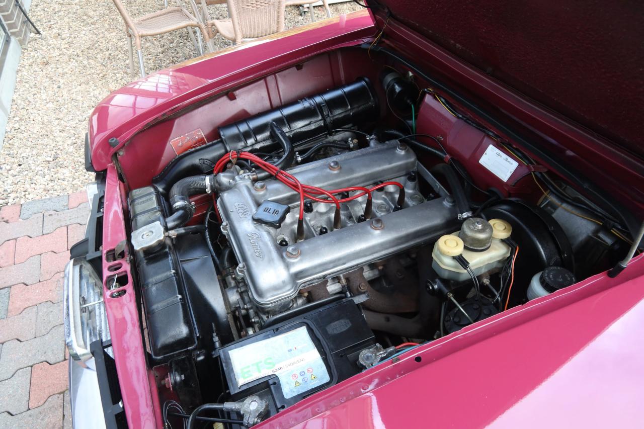 1975 Alfa Romeo Giulia 1300 Nuova Super