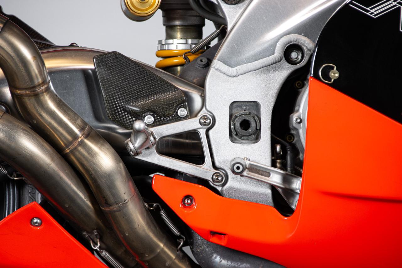 1999 Aprilia RSV 1000 SP V60