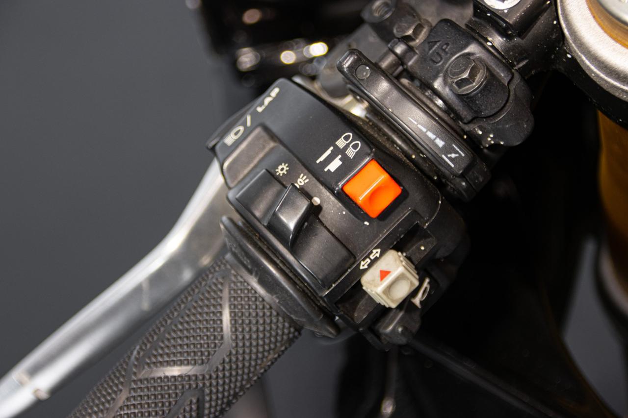 1999 Aprilia RSV 1000 SP V60