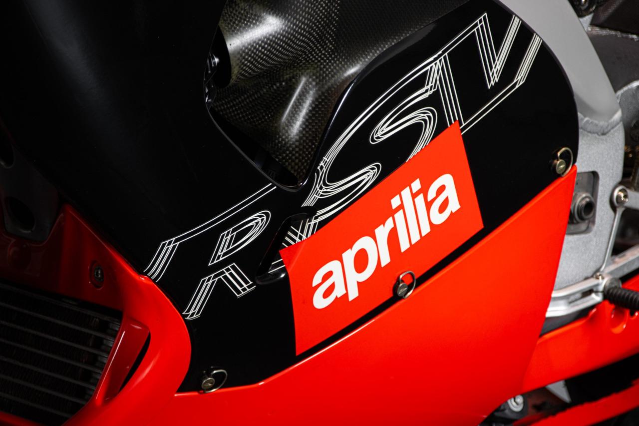 1999 Aprilia RSV 1000 SP V60