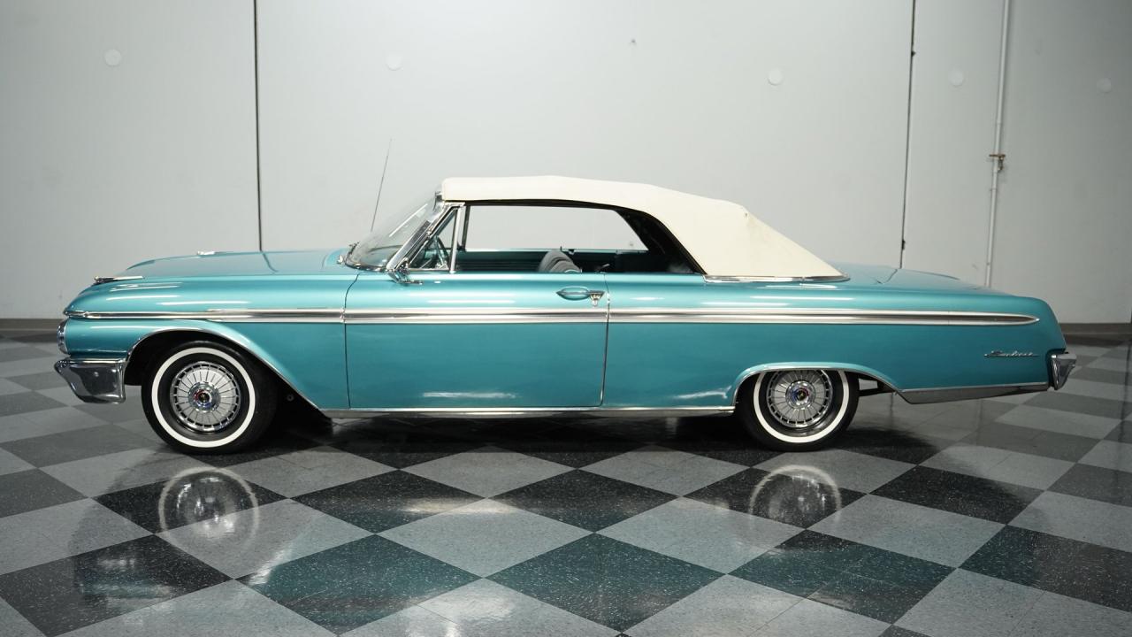 1962 Ford Galaxie 500 Sunliner Convertible