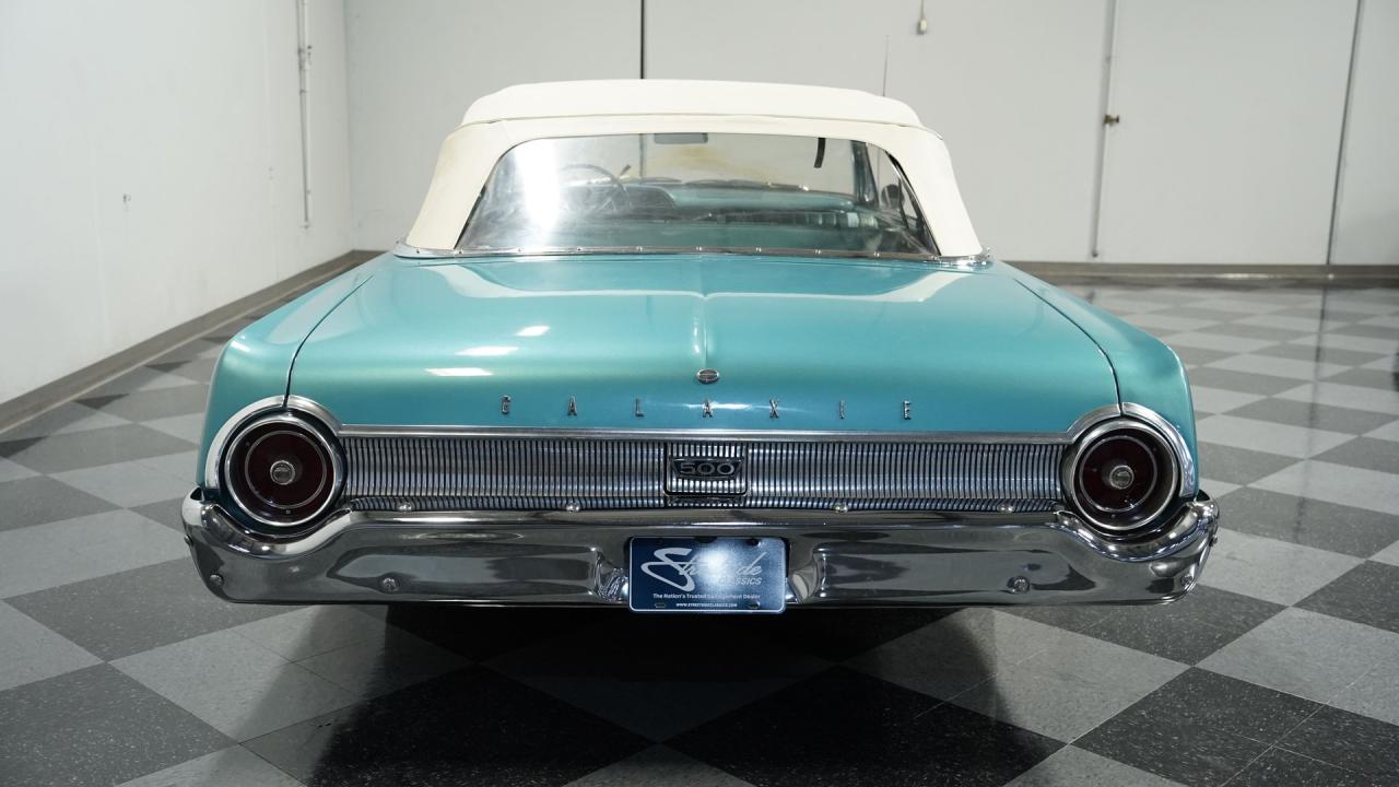 1962 Ford Galaxie 500 Sunliner Convertible
