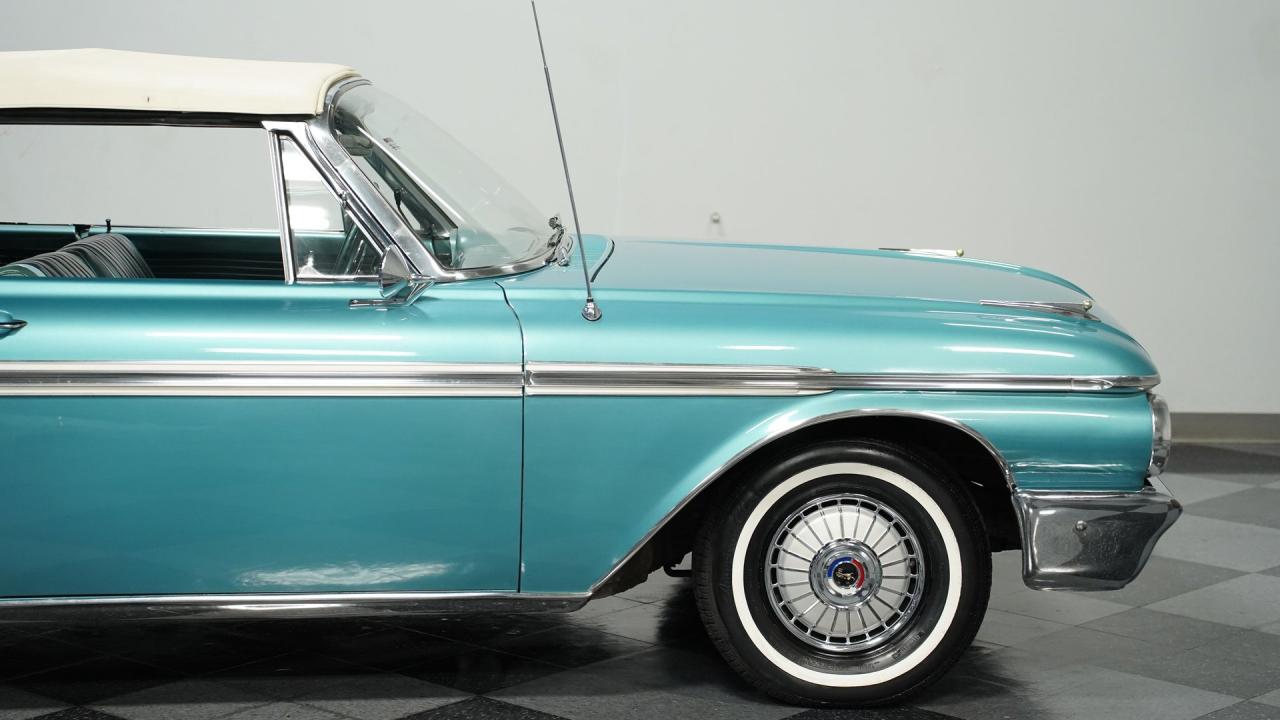 1962 Ford Galaxie 500 Sunliner Convertible