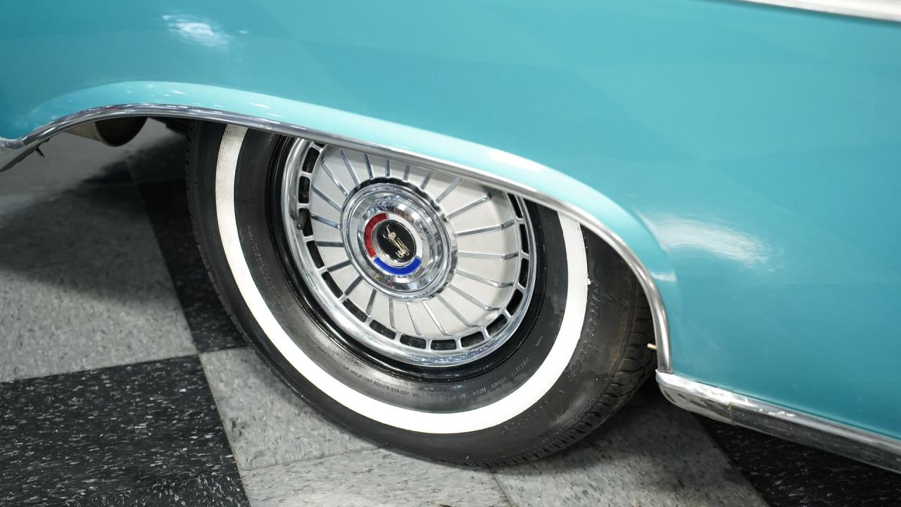 1962 Ford Galaxie 500 Sunliner Convertible