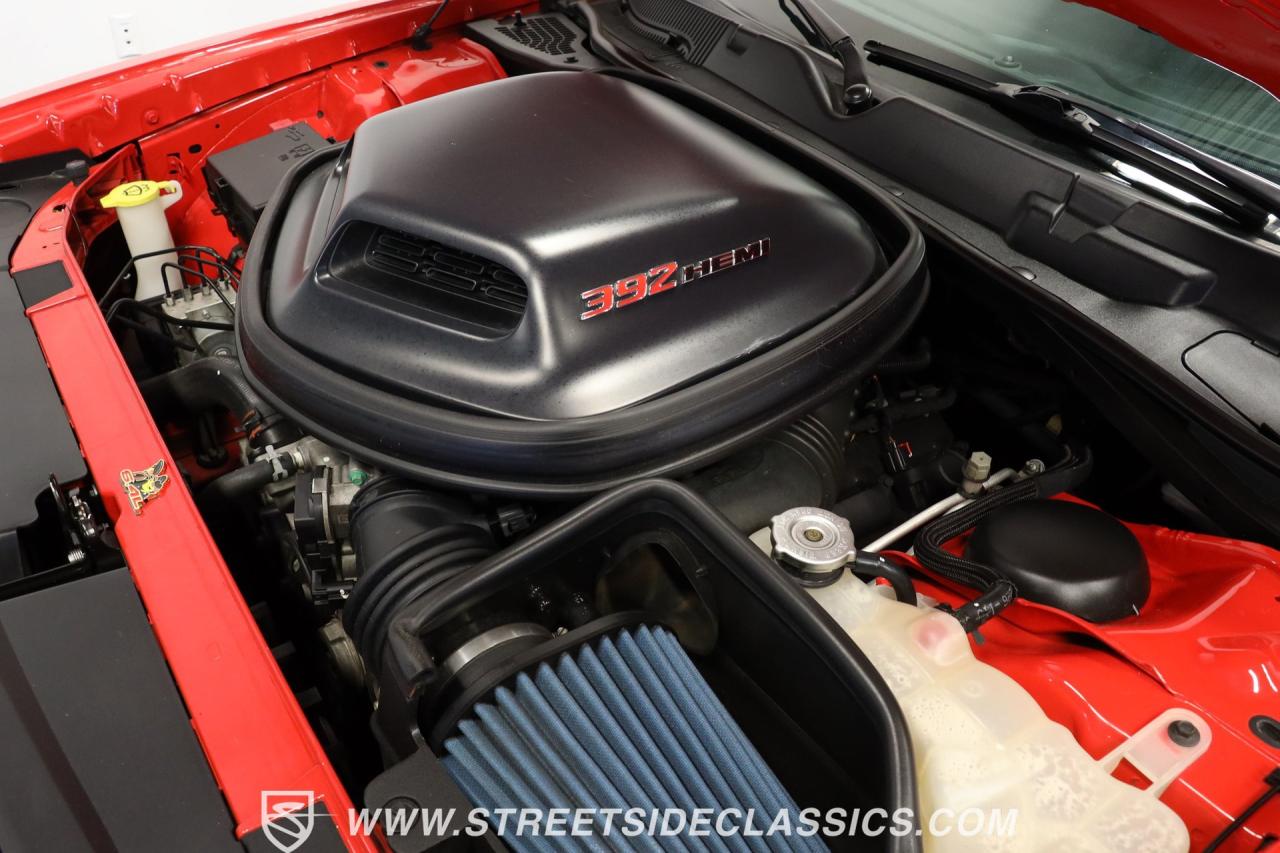 2016 Dodge Challenger R/T Scat Pack 392 Shaker