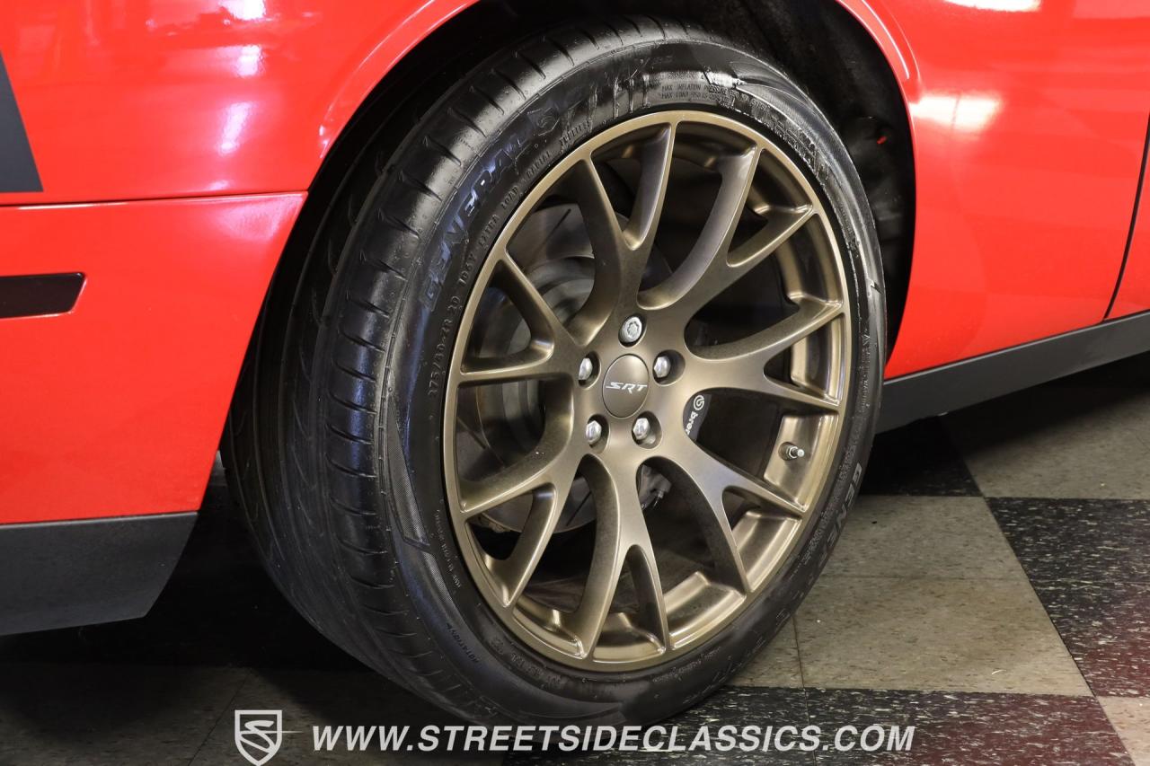 2016 Dodge Challenger R/T Scat Pack 392 Shaker