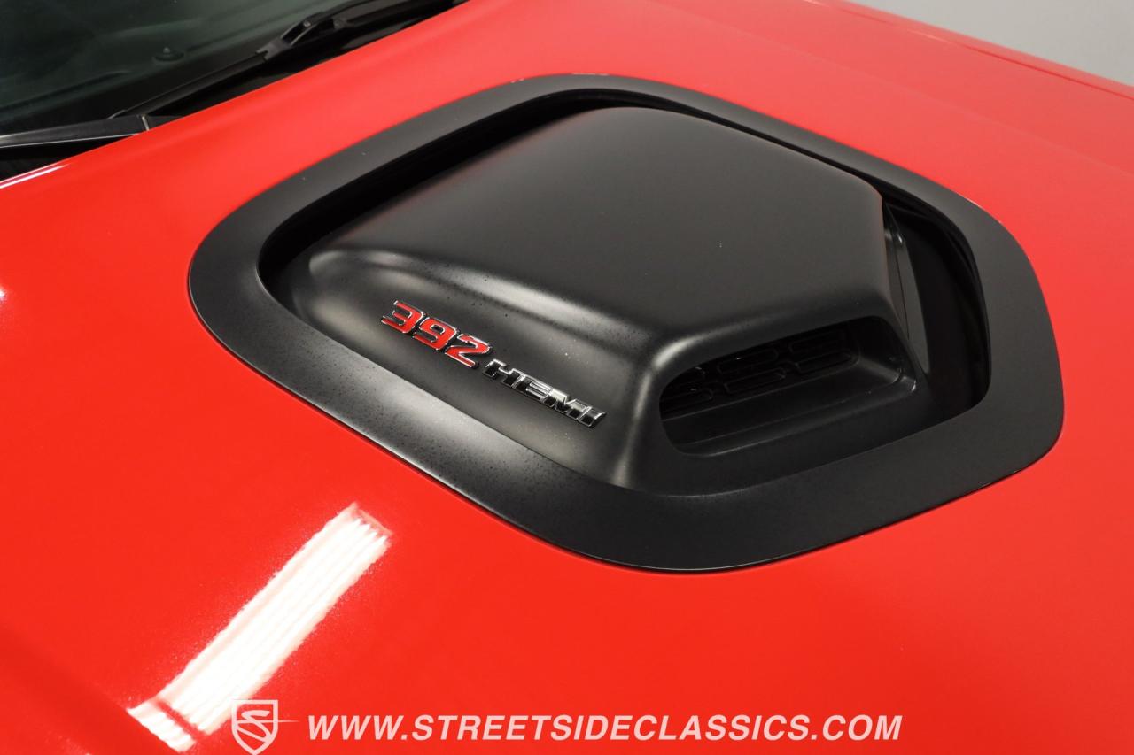 2016 Dodge Challenger R/T Scat Pack 392 Shaker