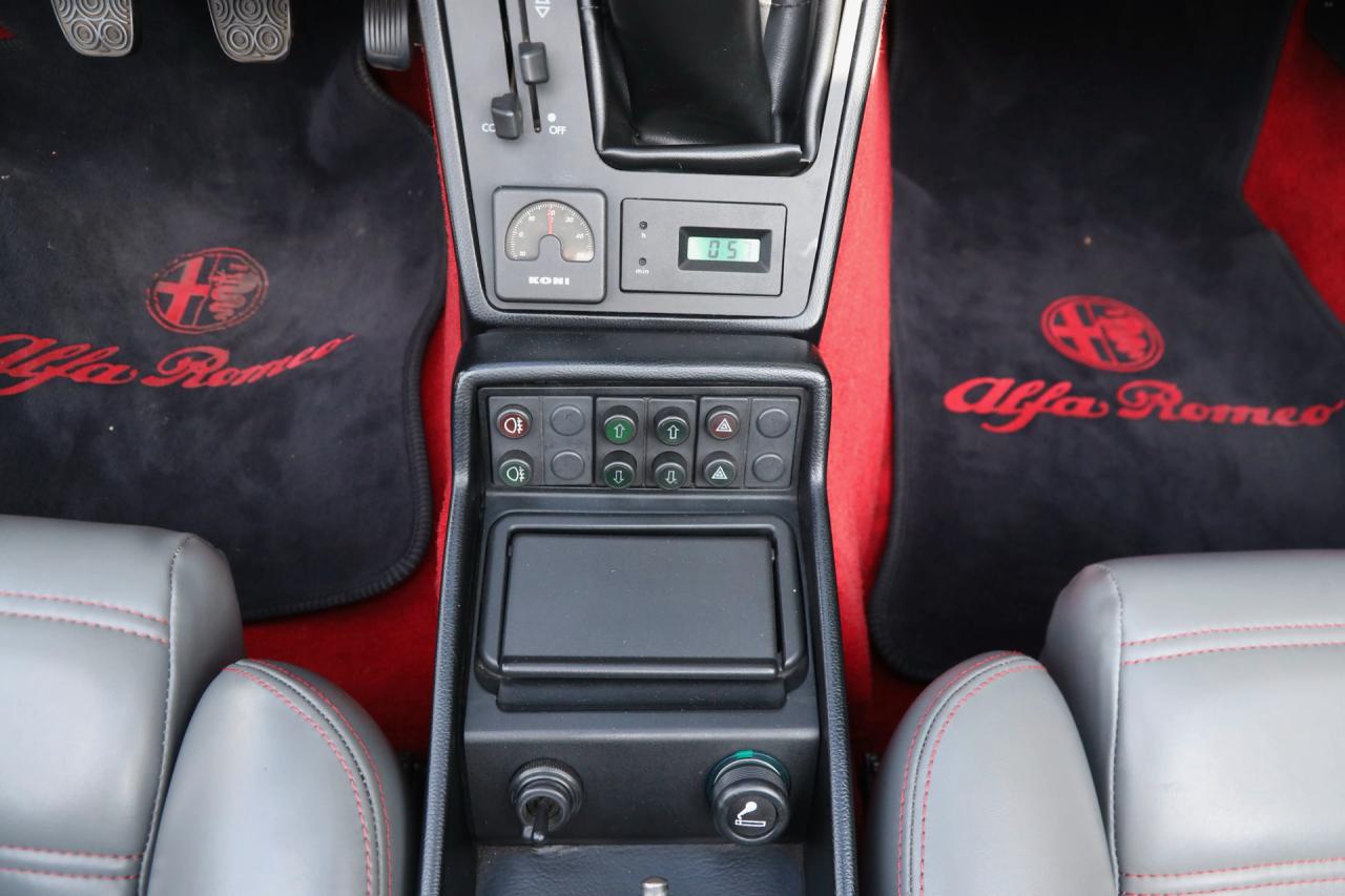 1988 Alfa Romeo Spider 2.0 QV &ldquo;Argento&rdquo;