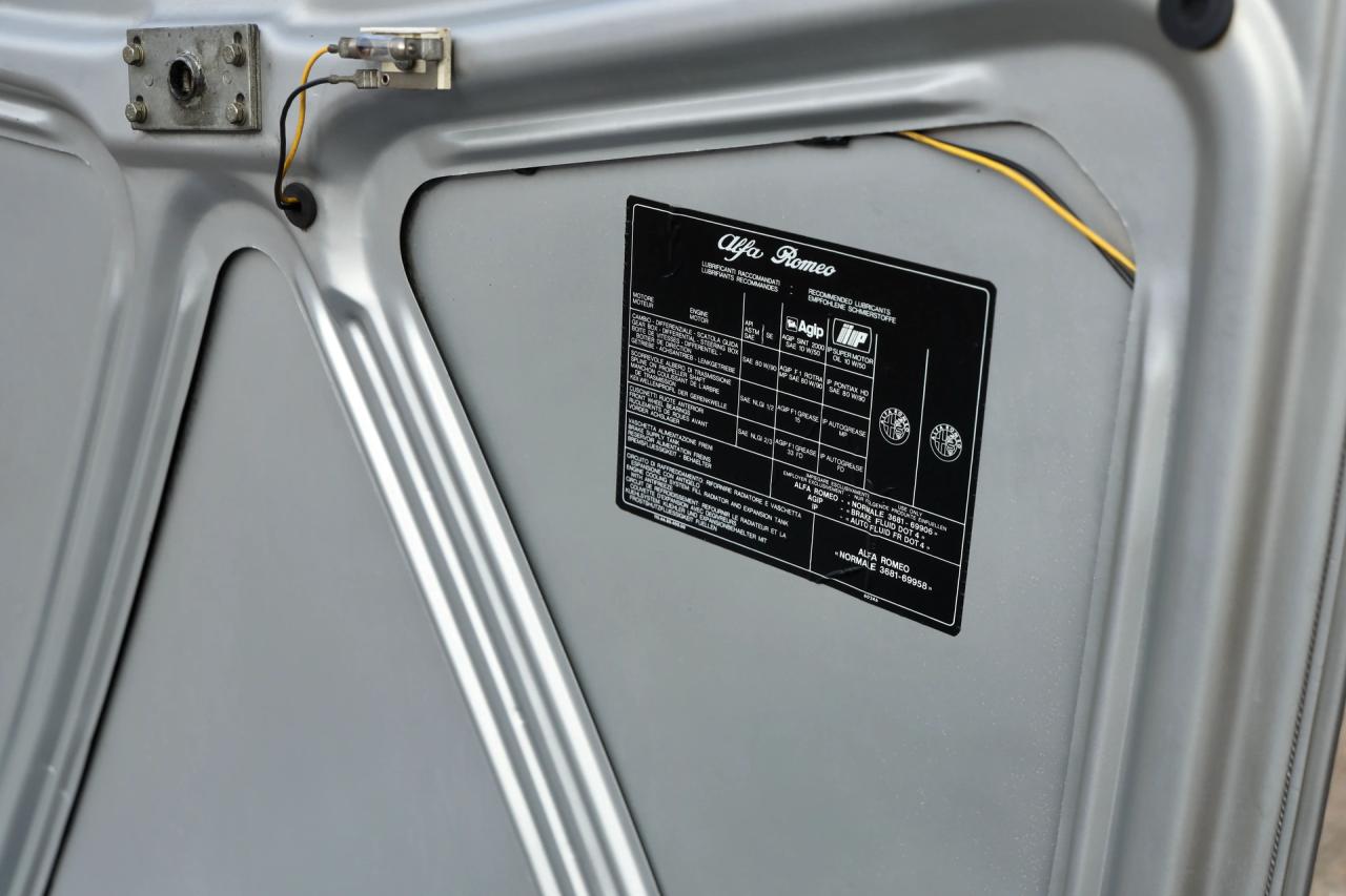 1988 Alfa Romeo Spider 2.0 QV &ldquo;Argento&rdquo;