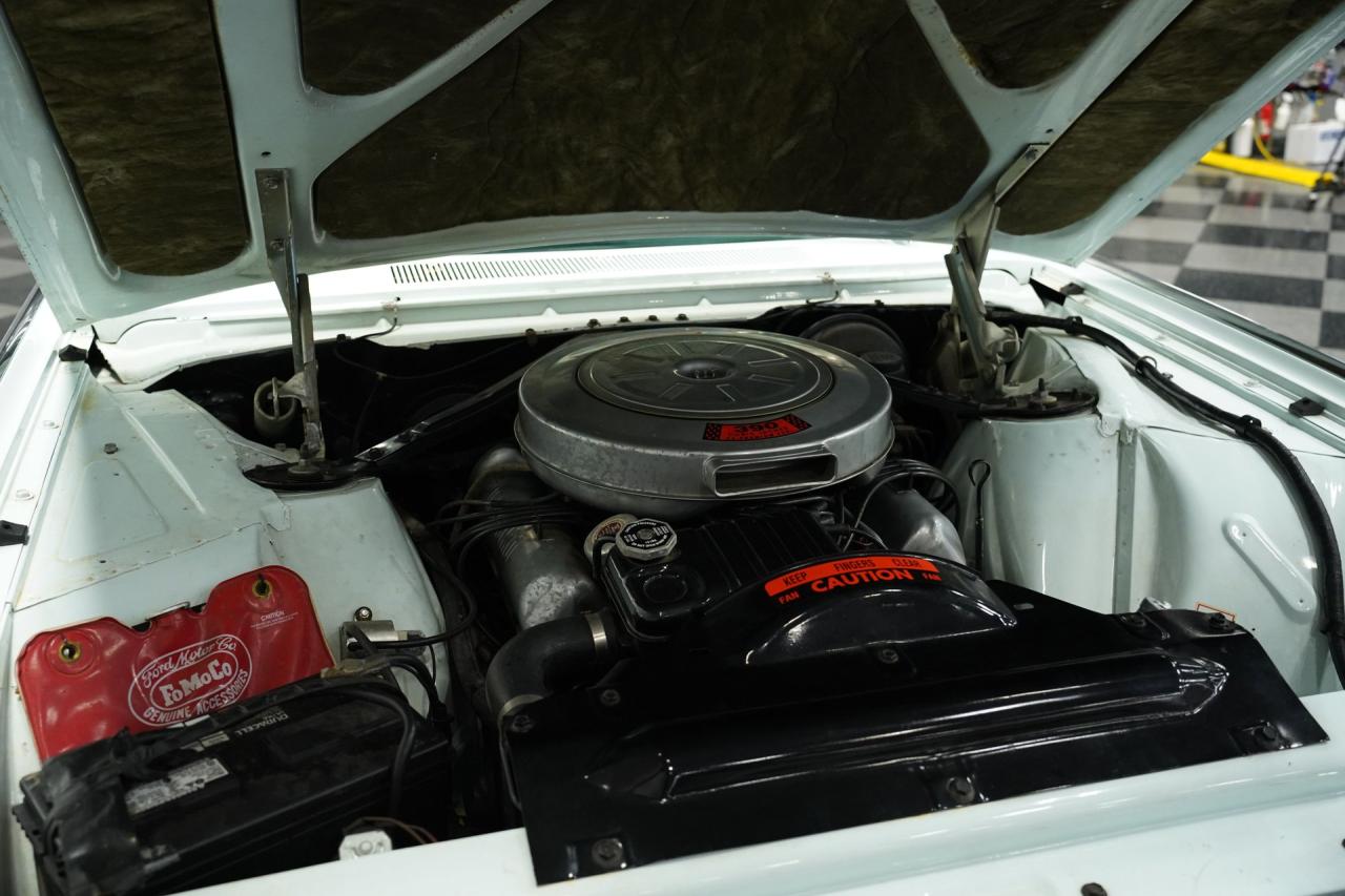 1963 Ford Thunderbird