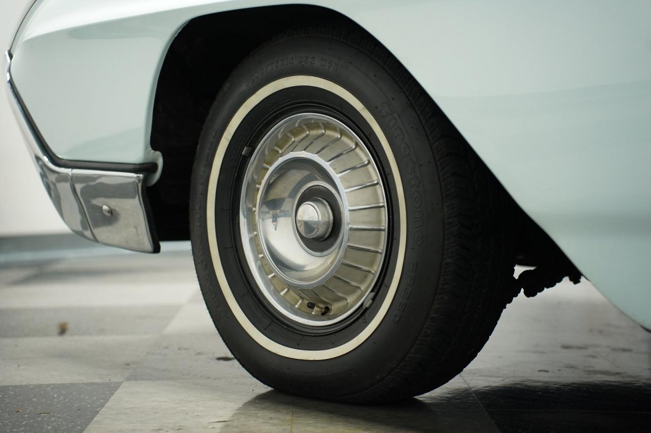 1963 Ford Thunderbird