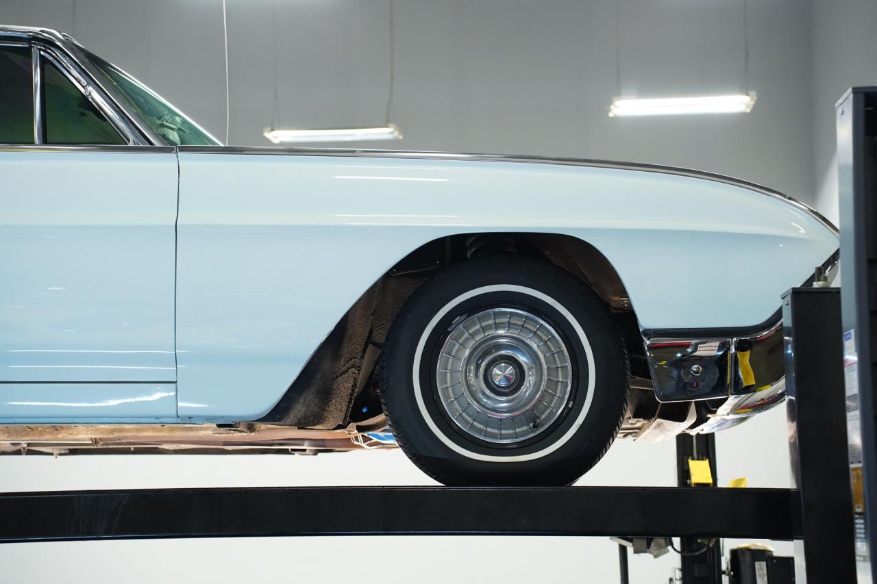 1963 Ford Thunderbird