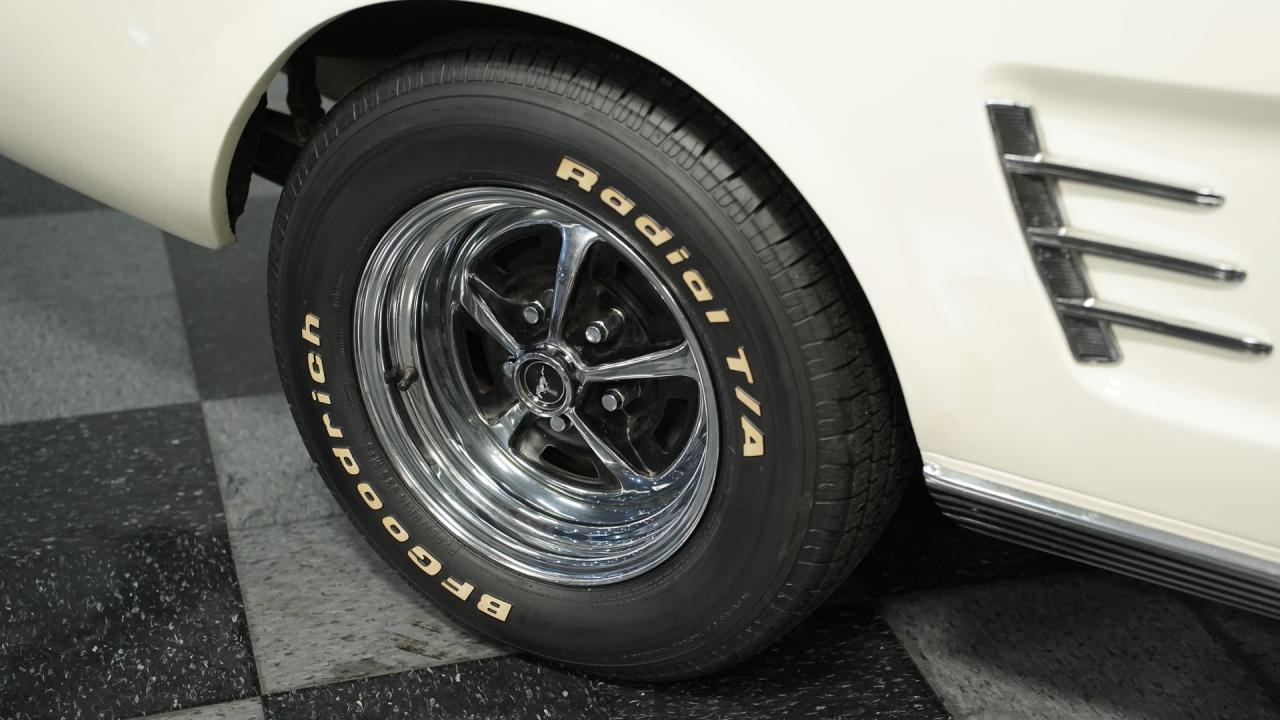 1966 Ford Mustang Convertible Restomod