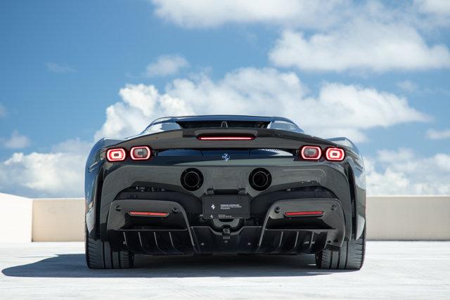2022 Ferrari SF90 SPIDER