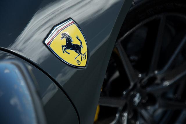 2022 Ferrari SF90 SPIDER