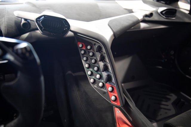 2022 Lamborghini Essenza SCV12