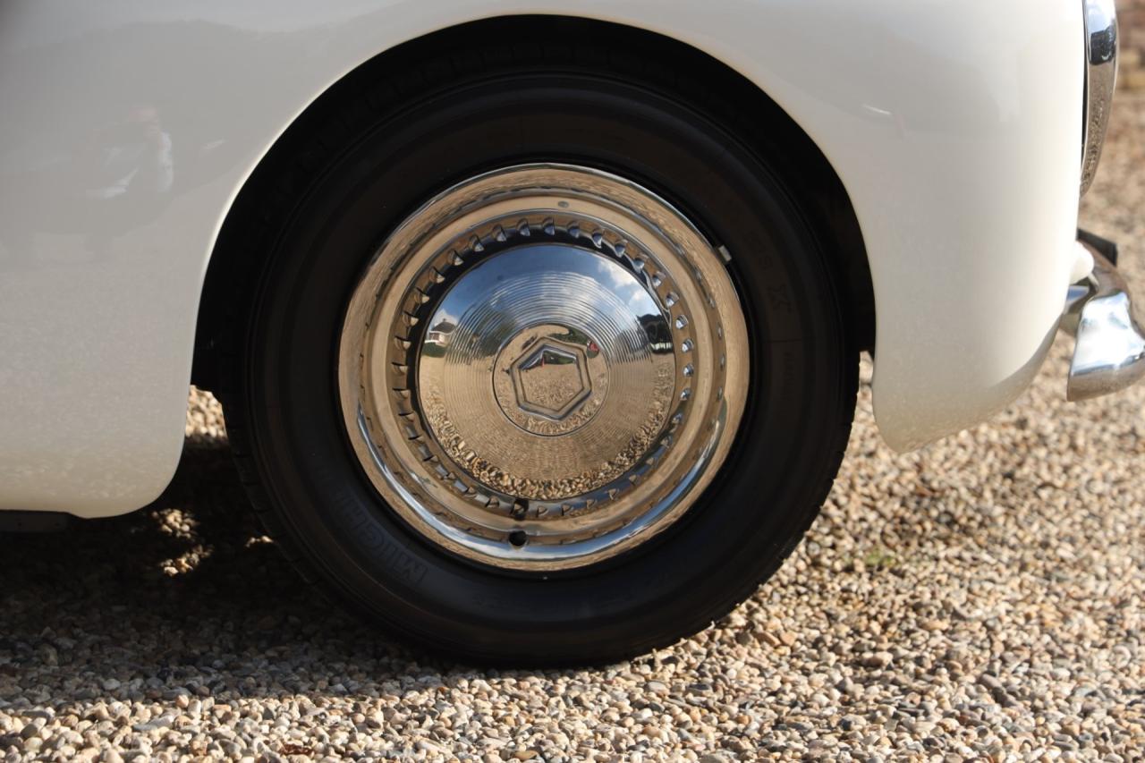 1950 Simca 8 Sport Cabriolet