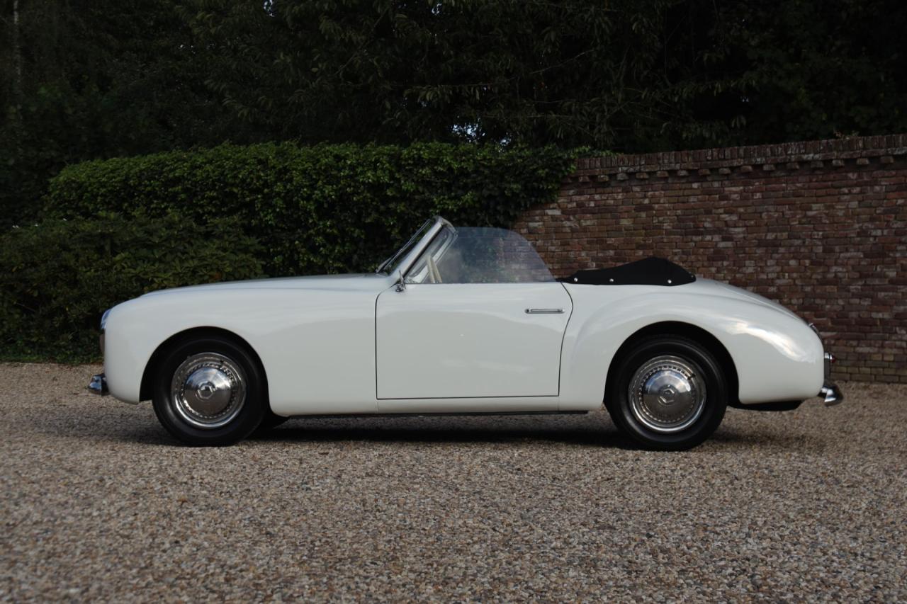 1950 Simca 8 Sport Cabriolet