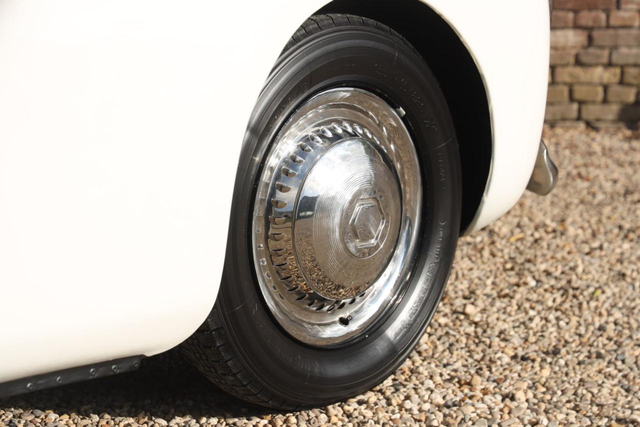 1950 Simca 8 Sport Cabriolet