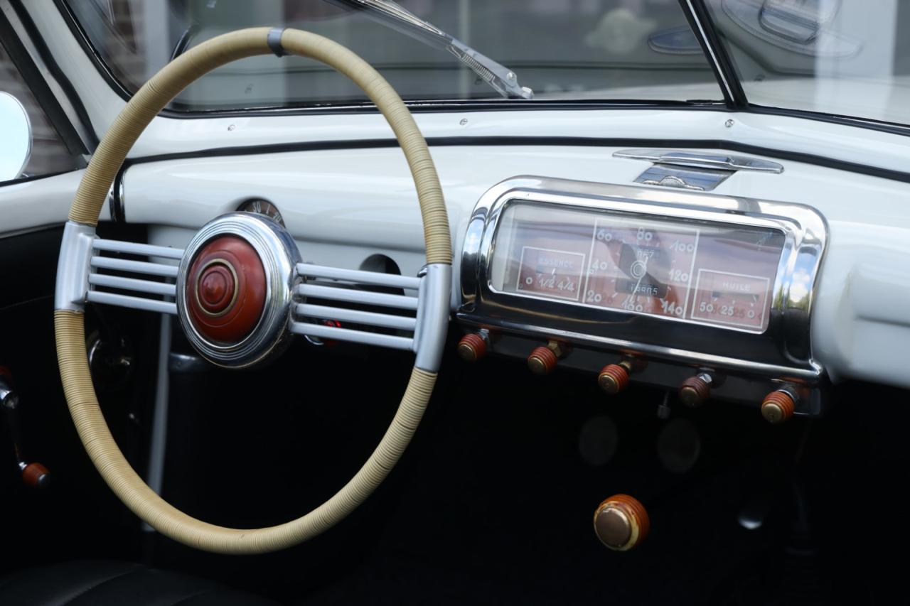 1950 Simca 8 Sport Cabriolet