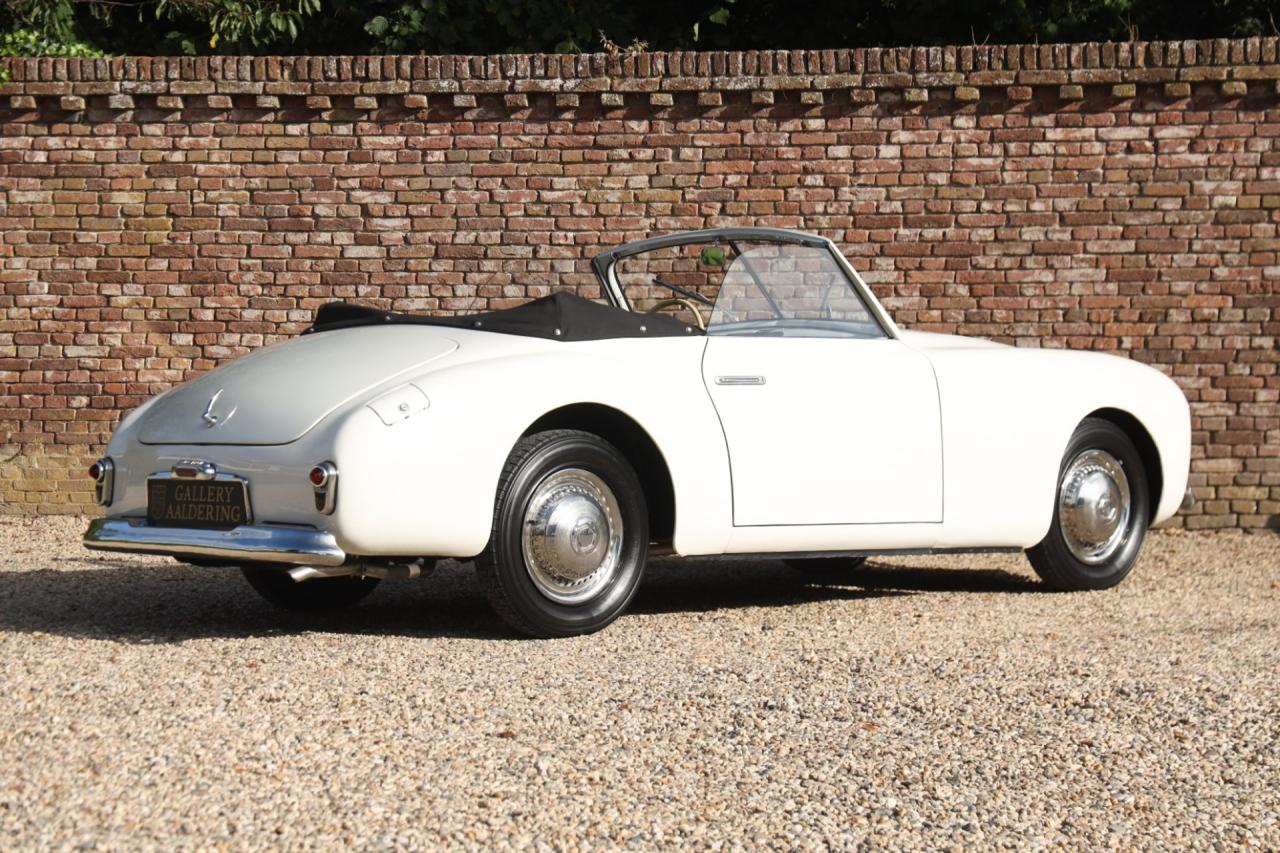 1950 Simca 8 Sport Cabriolet