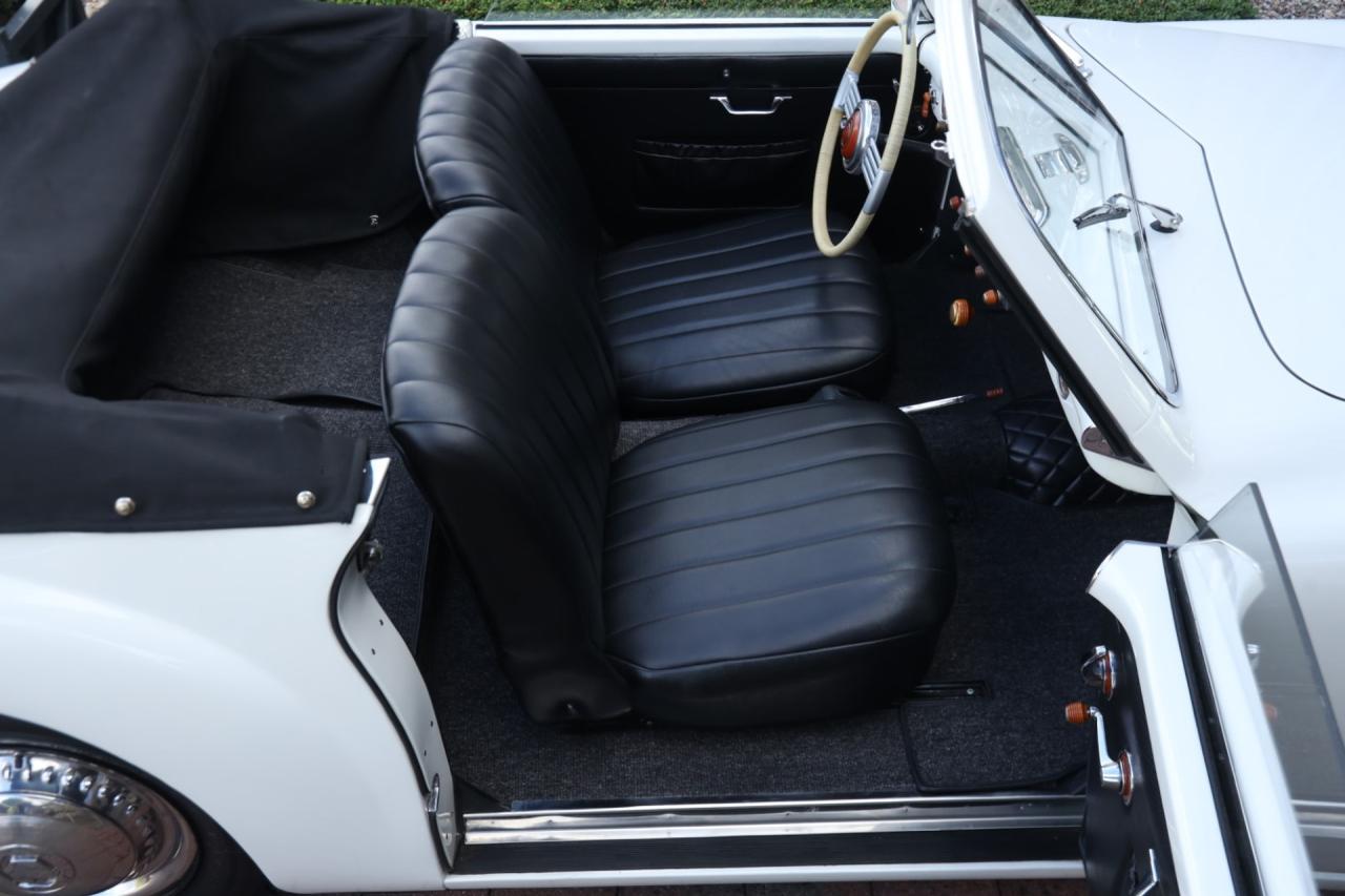 1950 Simca 8 Sport Cabriolet