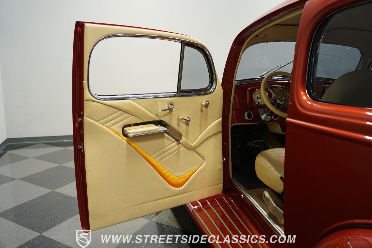 1936 Chevrolet Sedan Street Rod