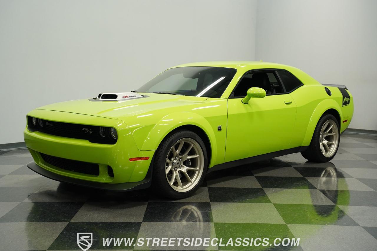 2023 Dodge Challenger R/T Scat Pack Swinger Edition