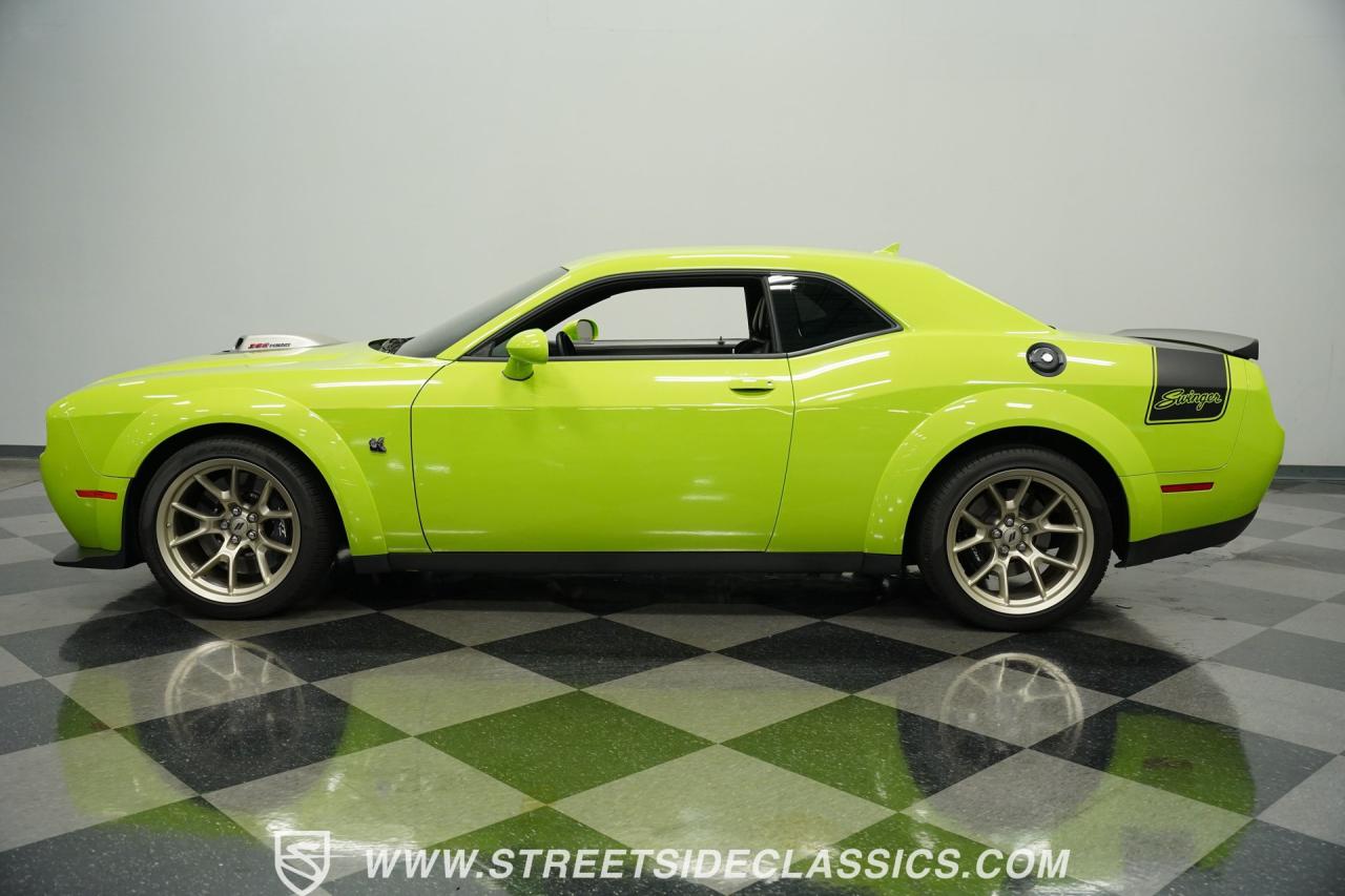 2023 Dodge Challenger R/T Scat Pack Swinger Edition