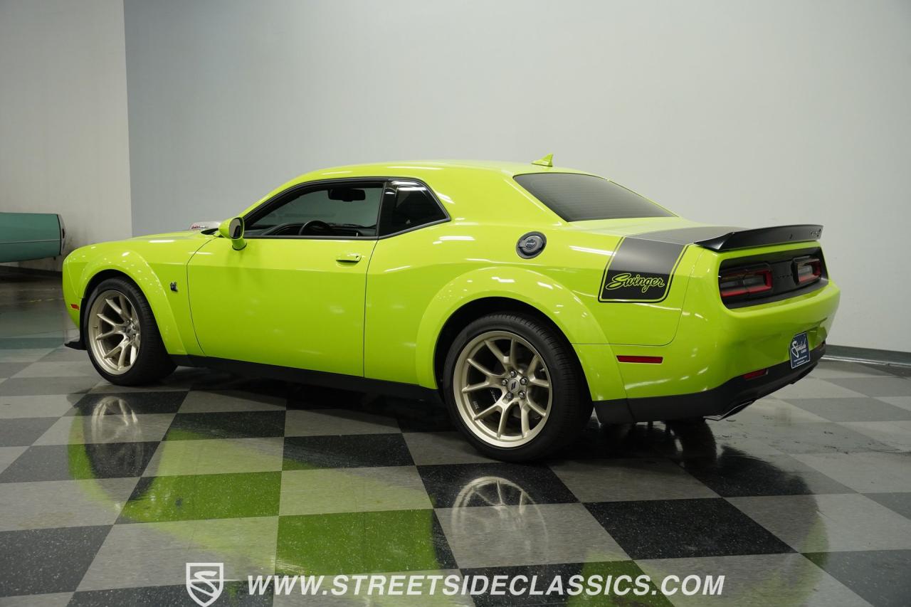 2023 Dodge Challenger R/T Scat Pack Swinger Edition