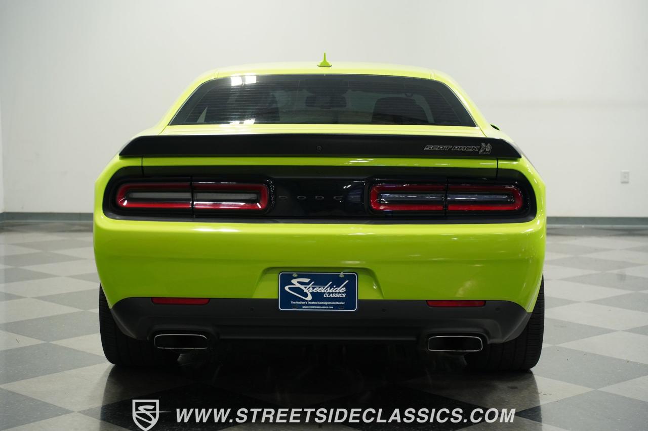 2023 Dodge Challenger R/T Scat Pack Swinger Edition