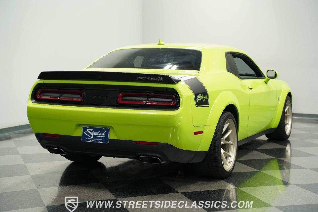 2023 Dodge Challenger R/T Scat Pack Swinger Edition