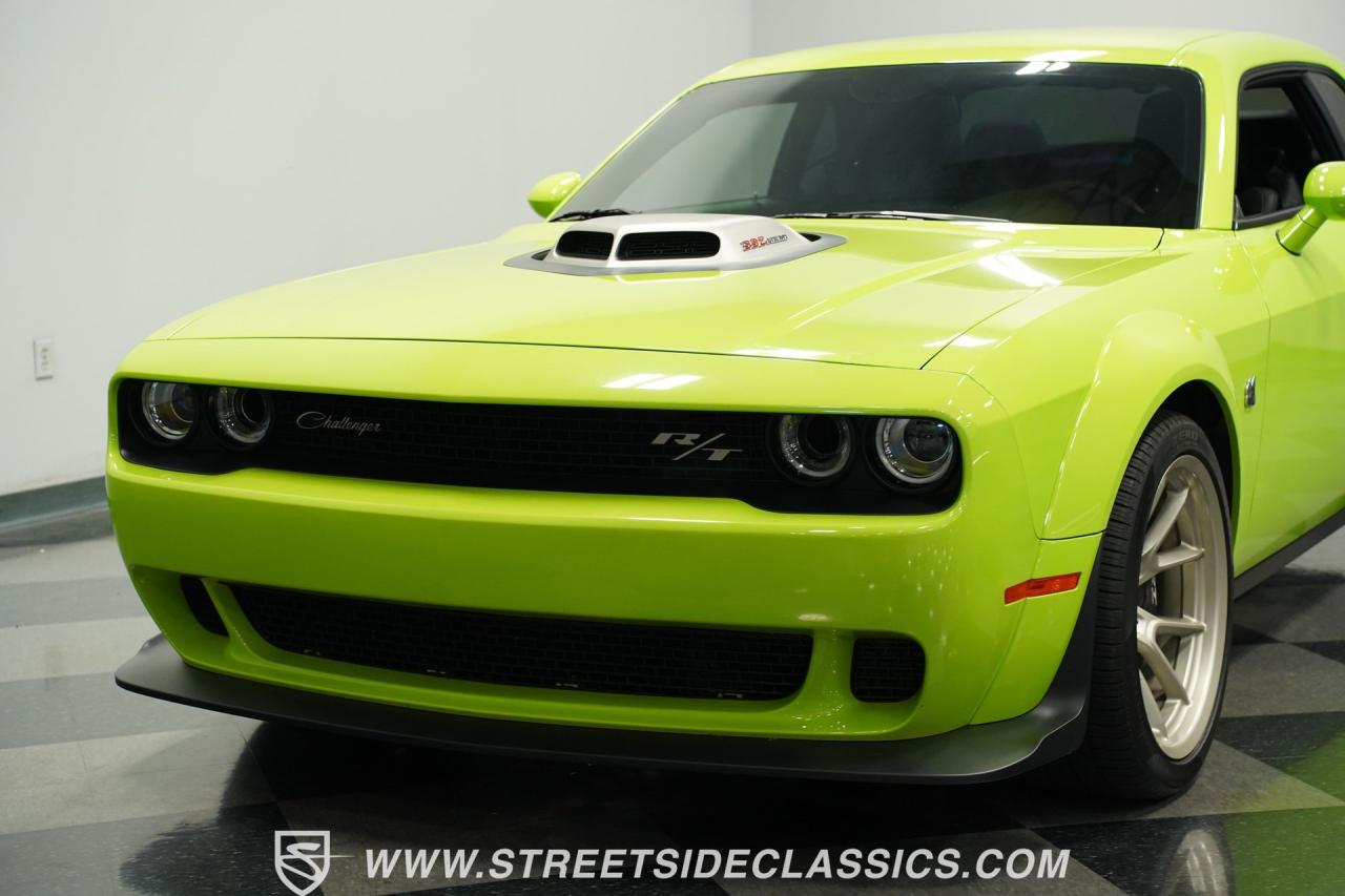 2023 Dodge Challenger R/T Scat Pack Swinger Edition
