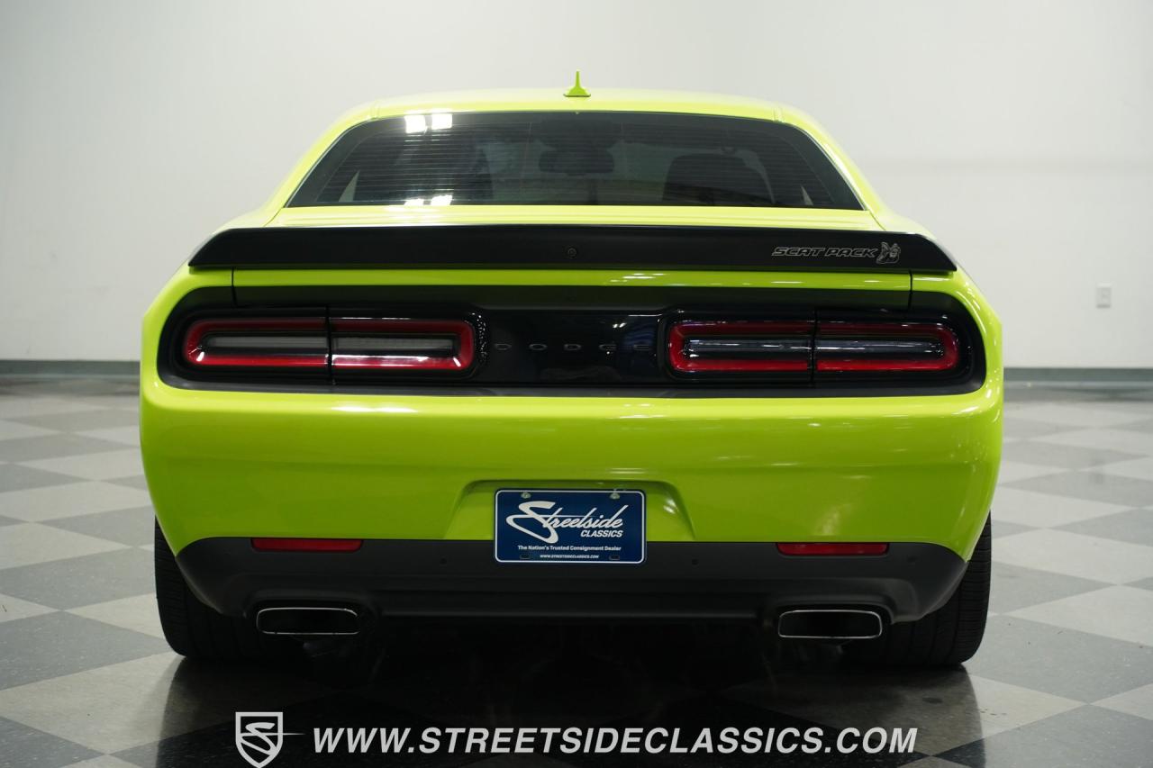 2023 Dodge Challenger R/T Scat Pack Swinger Edition