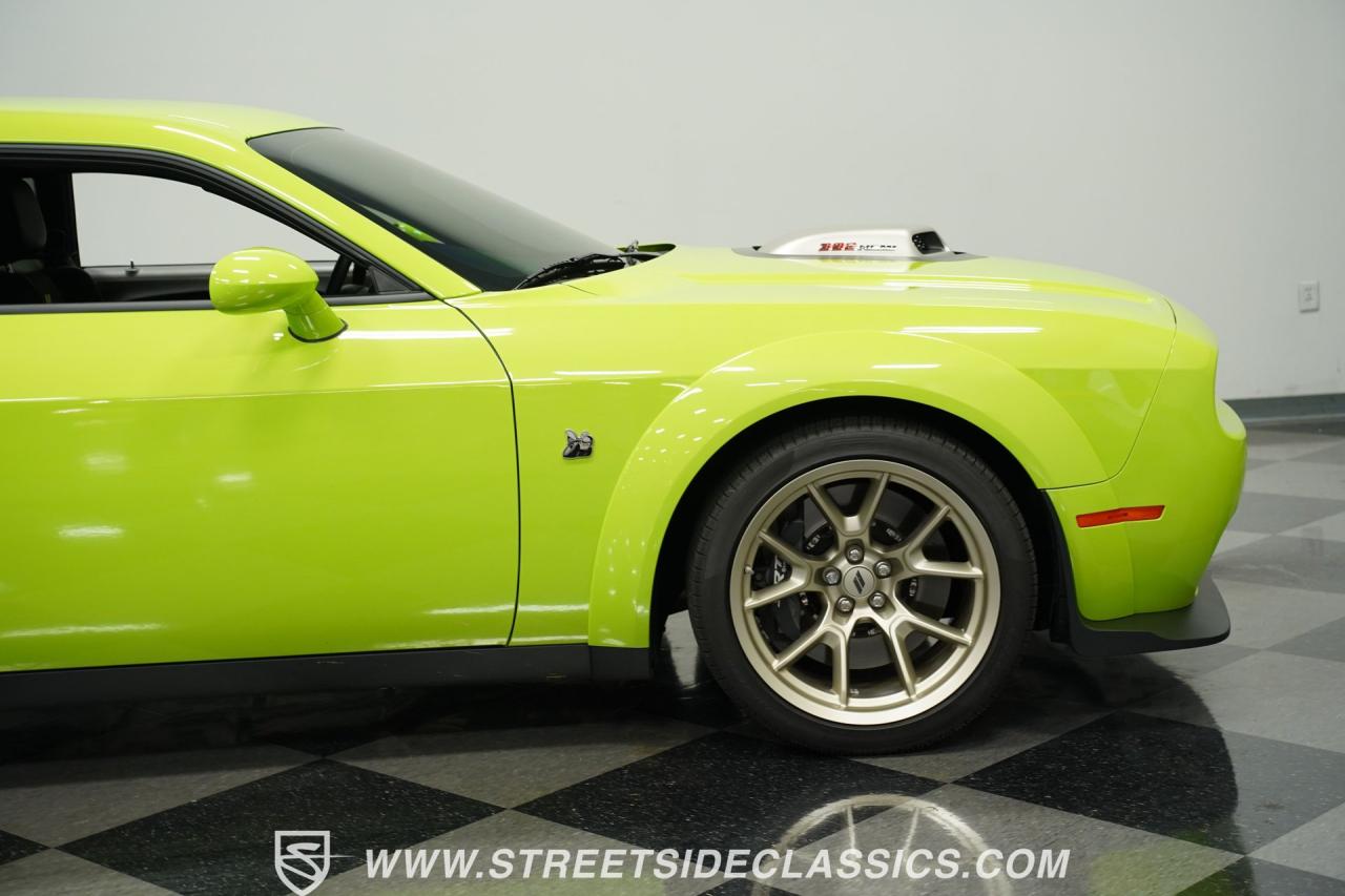 2023 Dodge Challenger R/T Scat Pack Swinger Edition