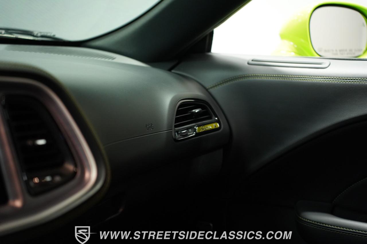 2023 Dodge Challenger R/T Scat Pack Swinger Edition